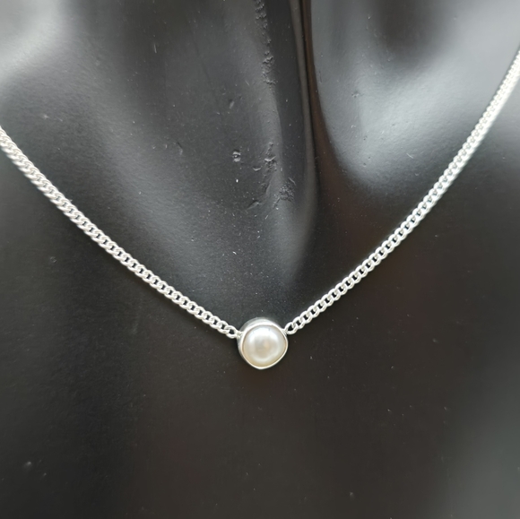 ❤️ PETITE PEARL STERLING SILVER NECKLACE - Picture 4 of 7